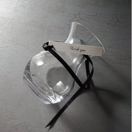 ”tigiri -glass‐flower vase"　( "千切(ちぎり) "-ガラス花瓶mini ）一輪挿し　花器　ガラス花器　ガラス花瓶　ガラス