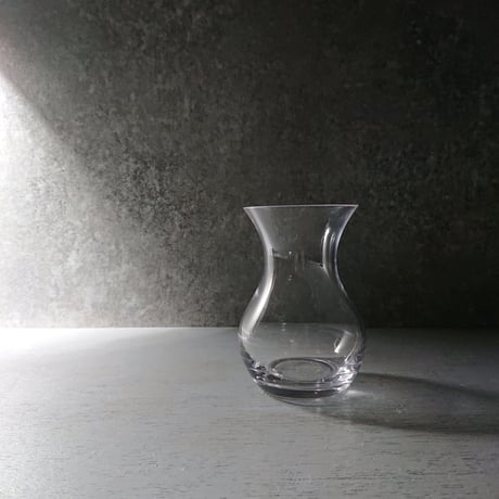”tigiri -glass‐flower vase"　( "千切(ちぎり) "-ガラス花瓶mini ）一輪挿し　花器　ガラス花器　ガラス花瓶　ガラス