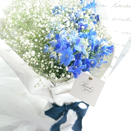 ”Delphinium＆Gypsophila- flower arrangement” （デルフィニュームとかすみ草　花束）　デルフィンニウム