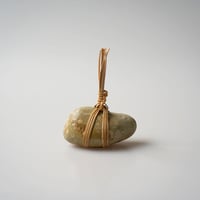 その他 Shizu Designs / wrapped rocks / S Shizu Designs / wrapped rocks / S