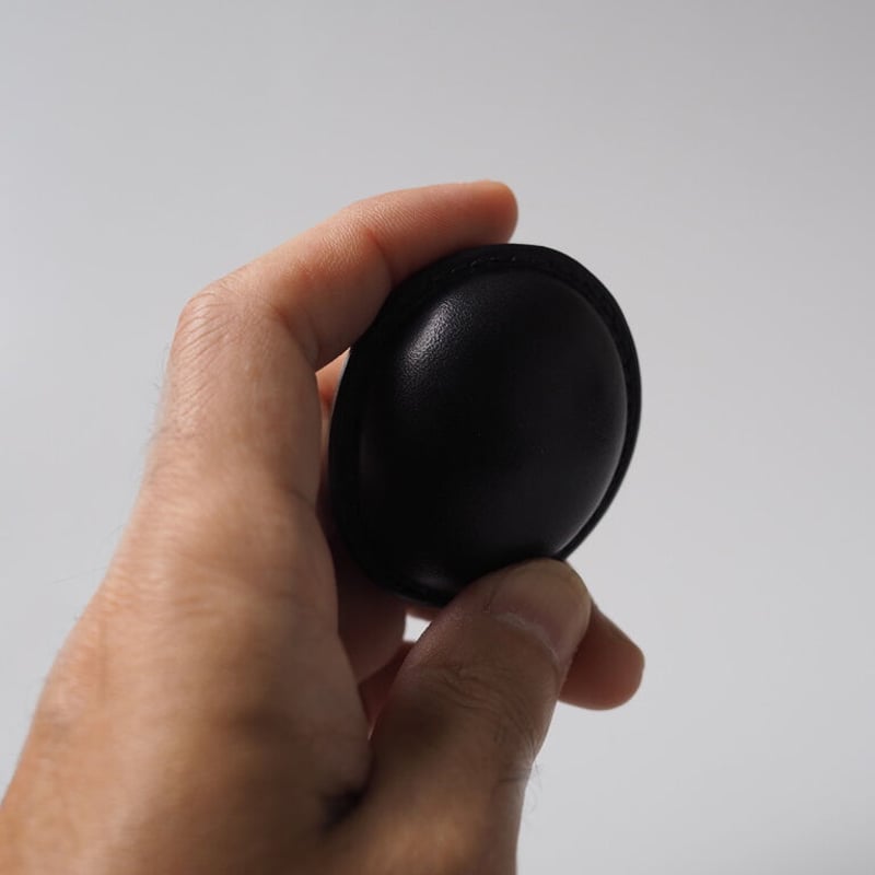石ころ様 Leather Wrapped Stone / S | 山と猫