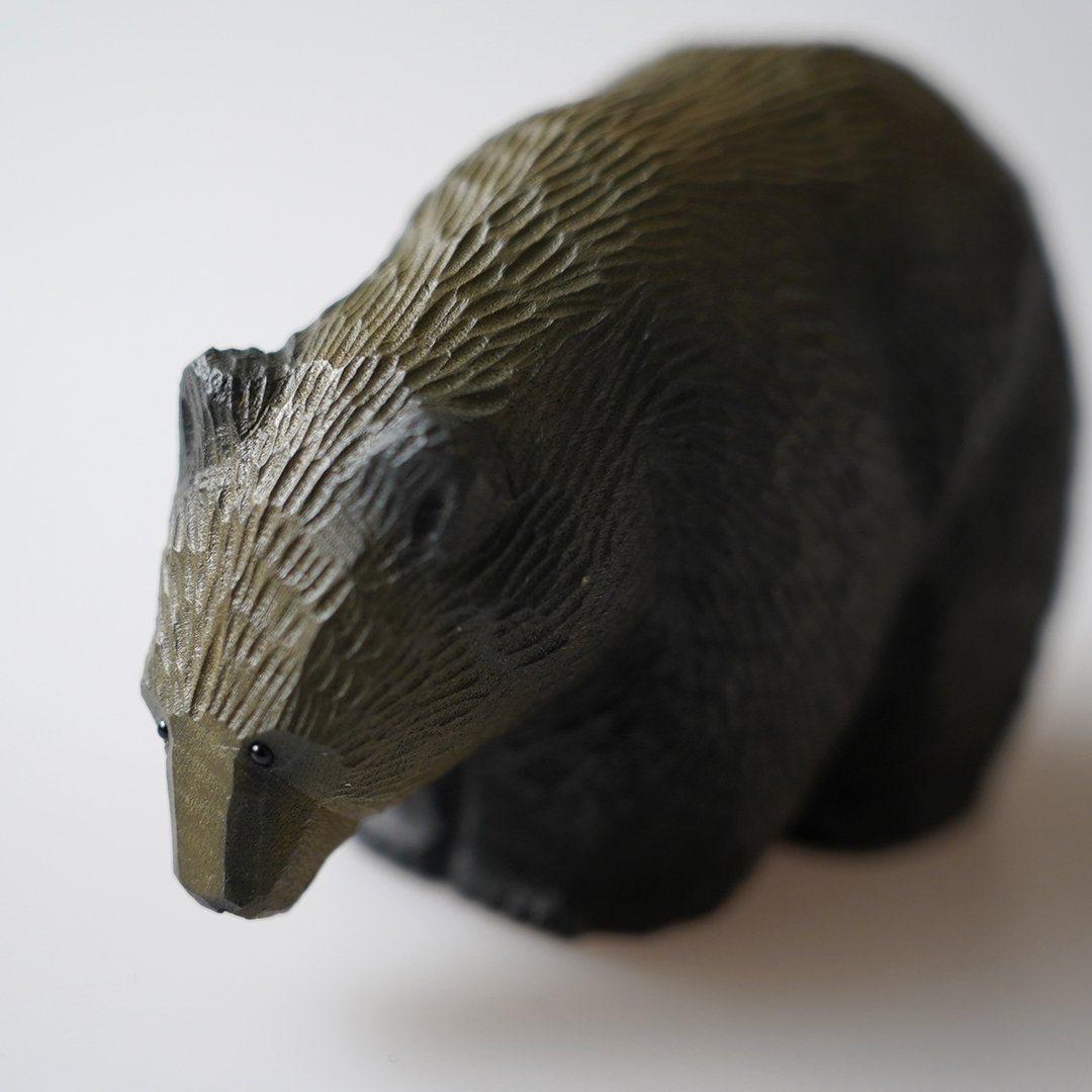 P*n様 木彫りの熊　maki MAKI YOSHIDA / 這い熊（毛彫り） | 山と猫