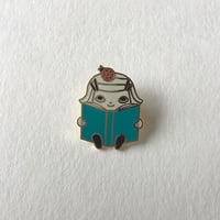 たんじあきこ　トムズボックス謹製ピンバッジ「チターチちゃん」