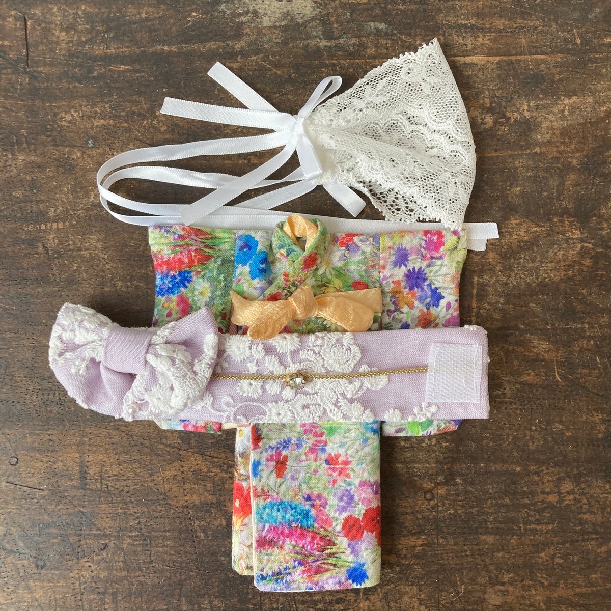 くろねこ呉服店『ミディ ブライス アイシードール 着物』絵画柄