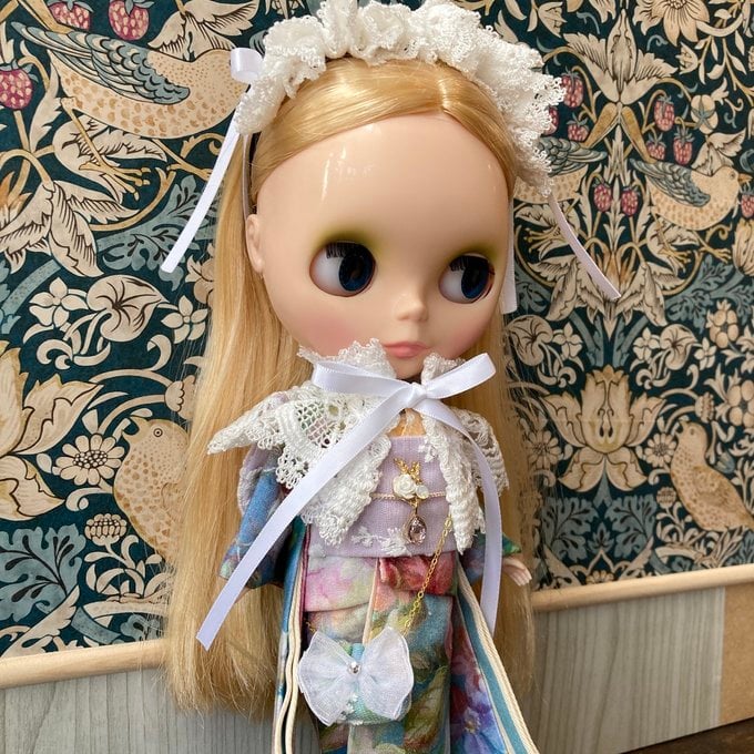 ブライス着物　専用出品です。 くろねこ呉服店『1/6 ブライス アイシードール 着物』ブルーローズ柄