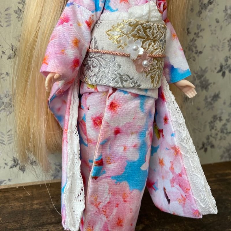 くろねこ呉服店『1/6 ブライス アイシードール 着物』さくら柄