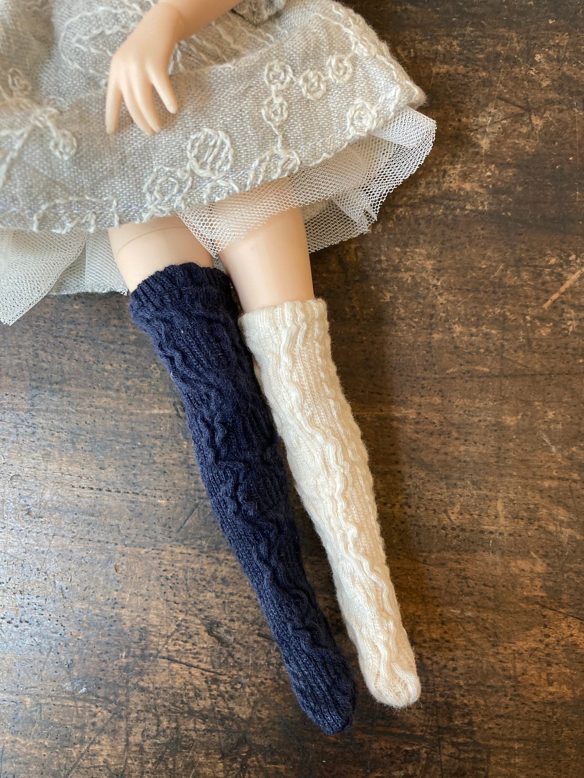 くろねこ呉服店『1/6 ブライス アイシードール 猫耳ニット帽＋靴下＋缶