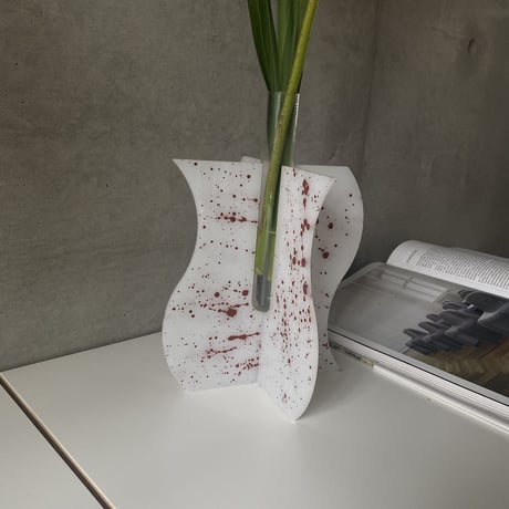 tayutau  flower vase/white  brown