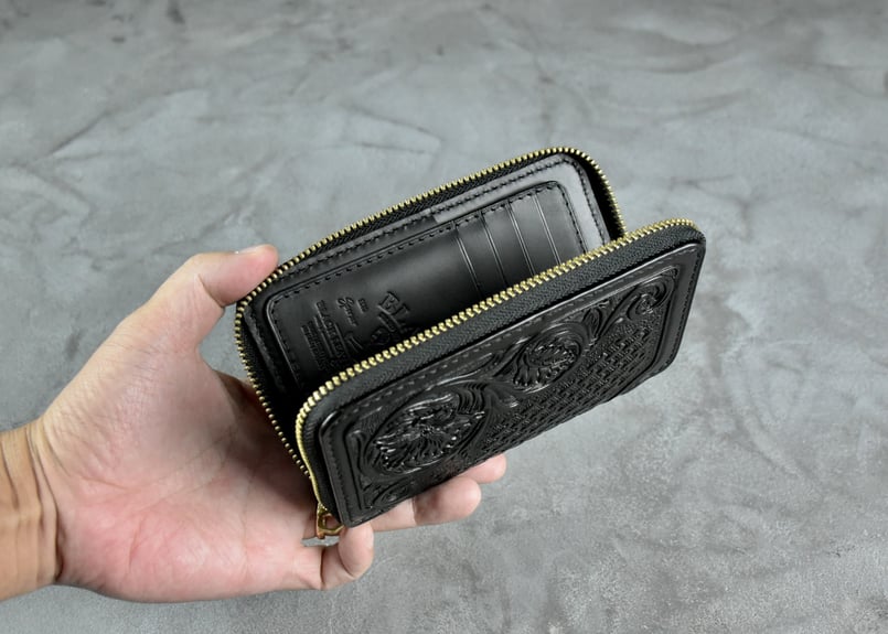 ADAMS middle wallet CARVING *受注生産 | BLACK LEAT