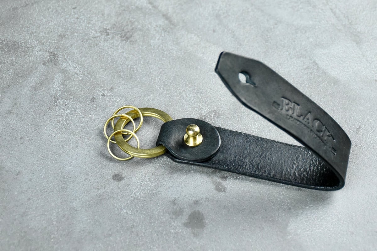 MORRIS ベルトループキーホルダー ITALIAN-SCRATCH | BLACK LEA