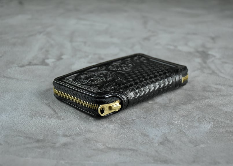 ADAMS middle wallet CARVING *受注生産 | BLACK LEAT