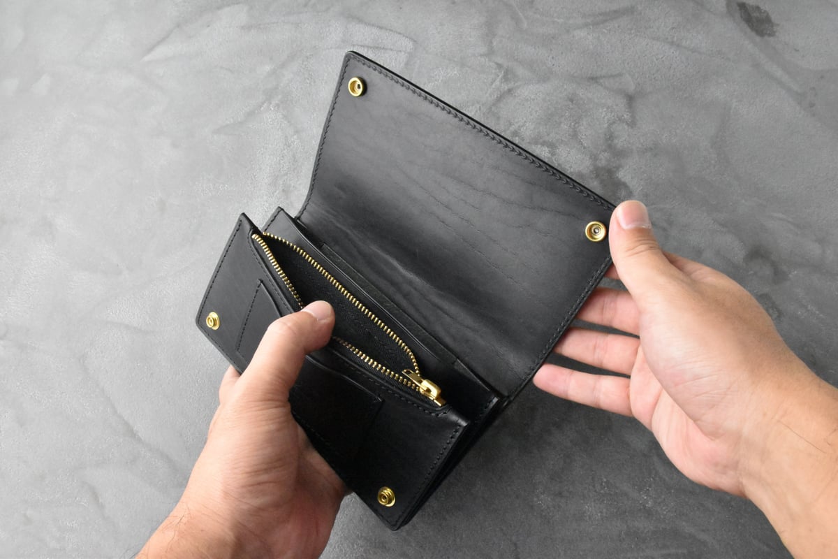 たつのハンドワックスレザー茶芯トラッカーウォレット