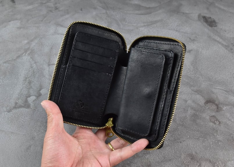 ADAMS アダムス ミドルウォレット ITALIAN-SCRATCH | BLACK LEA