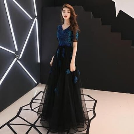 2色★S～3L★パーティー 結婚式 披露宴 ステージ 司会 演奏会 注目を集める上品刺繍 ビジュードレス  1010