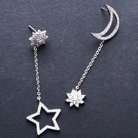 アクセサリー★アレルギー防止　スターリングシルバー　SILVER925　オシャレ　星  月  ピアス  YL-ZD-B01