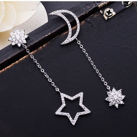 アクセサリー★アレルギー防止　スターリングシルバー　SILVER925　オシャレ　星  月  ピアス  YL-ZD-B01