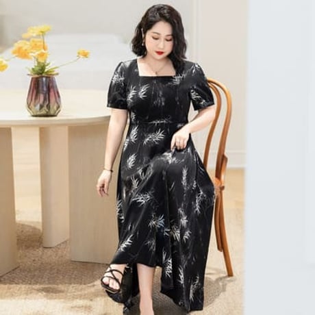 ★5L～9L ★通勤 パーティー 着痩せ 優雅 スクエアネック オシャレリーフ柄 シフォンワンピース [ブラック]  11062