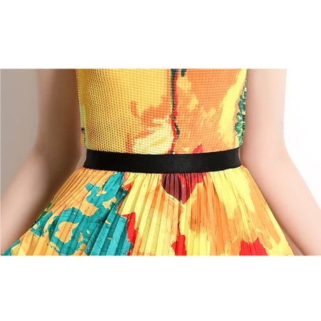 ★パーティー 二次会 結婚式 超ストレッチ　薄手 花柄トップス 上品花柄プリーツスカート２set  S68533