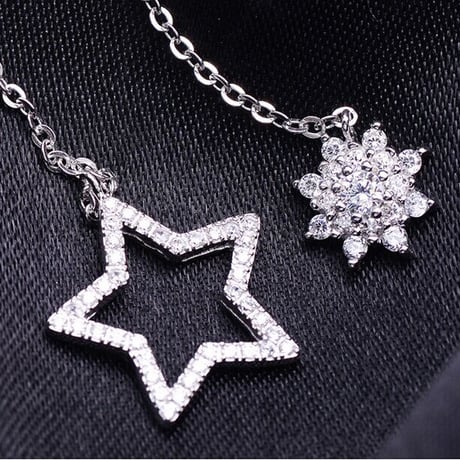 アクセサリー★アレルギー防止　スターリングシルバー　SILVER925　オシャレ　星  月  ピアス  YL-ZD-B01