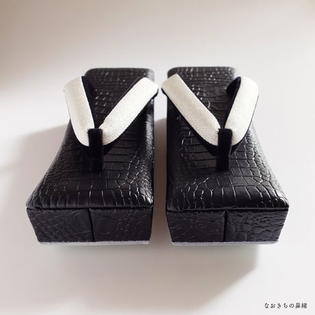 〈即納品〉クロコダイル・マット・ブラック／M
