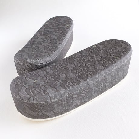 〈なおきちの草履〉フラワーレース・ディープグレー