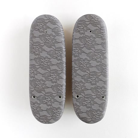 〈なおきちの草履〉フラワーレース・ディープグレー