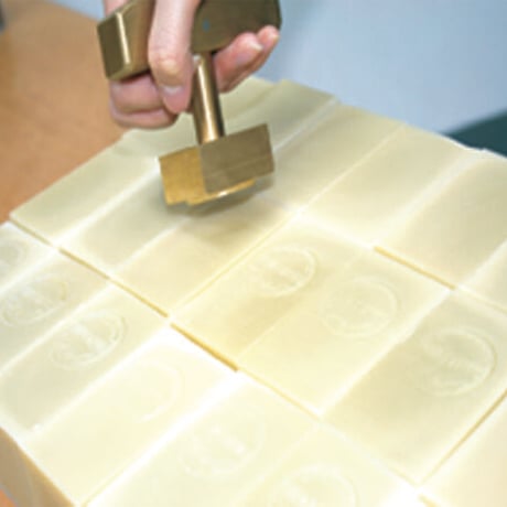 カサブ石鹸 Sサイズ 60g アレッポの石鹸職人からの贈り物