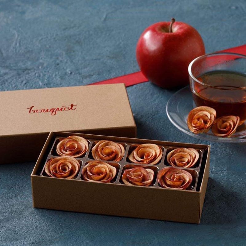 りんごをじっくりローストしたサクサクスイーツ|bouquet(ブーケ りんごをじっくりローストしたサクサクスイーツ|bouquet(ブーケ