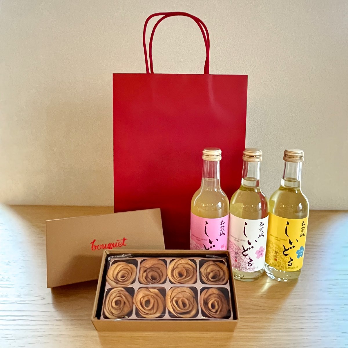 りんごをじっくりローストしたサクサクスイーツ｜bouquet(ブーケ