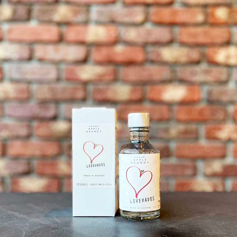LOVEVADOS アップルブランデー 2023 No.1 180ml LOVEVADOS アップル