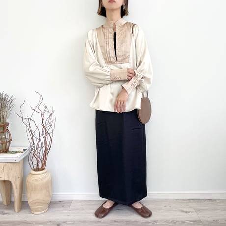 Pintuck Satin BL