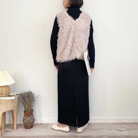 Feather Shaggy Knit Vest