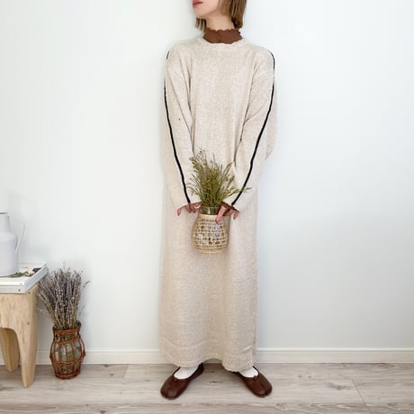 Boucle Colored Line Knit OP