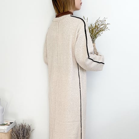 Boucle Colored Line Knit OP