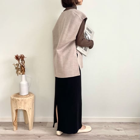 v neck vest