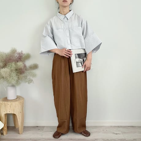 Linen-Like Curved Pants