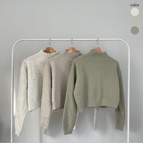 Highneck knit pullover