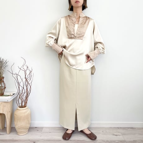 Pintuck Satin BL