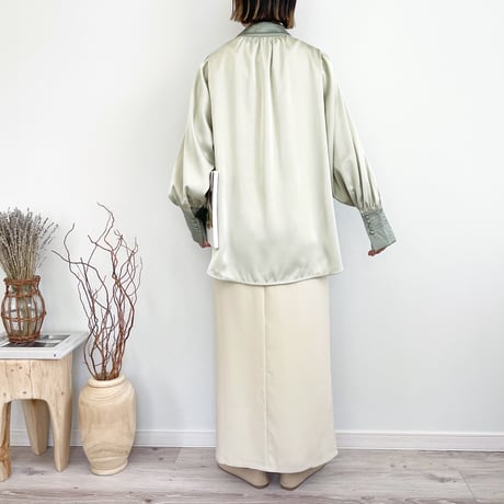 Pintuck Satin BL