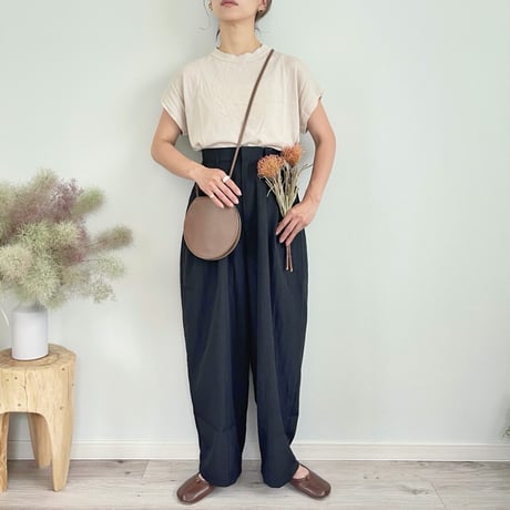 Linen-Like Curved Pants