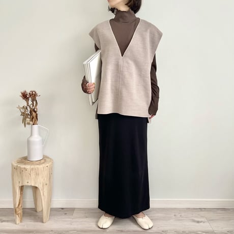 v neck vest