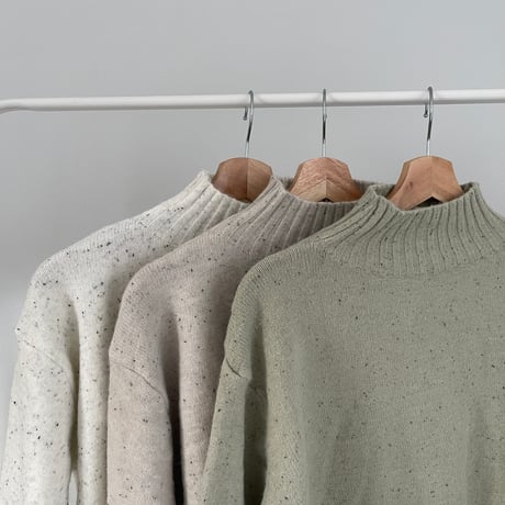 Highneck knit pullover