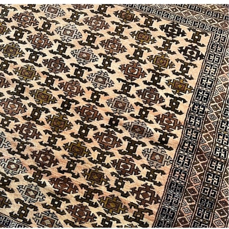 【VR220】 Turkmen rug ⁡