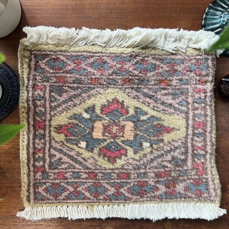 mini rugs③