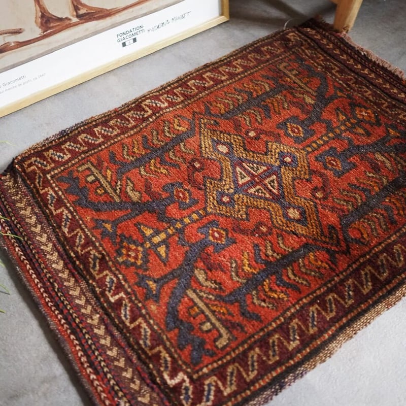 VR241】 Afghan Baluch rug | Spin.