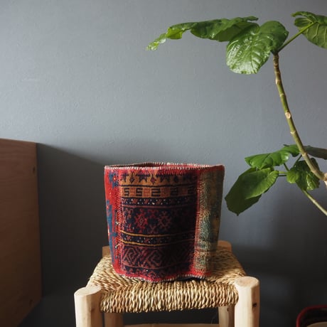 【VP052】 Afghan  Rug pot ②