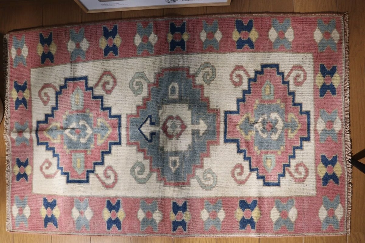 VR089】﻿Vintage Turkish Rug | Spin.
