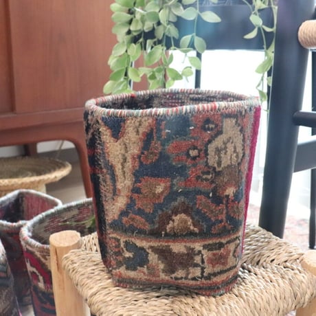Afghan  rug  pots A-7〜A-8