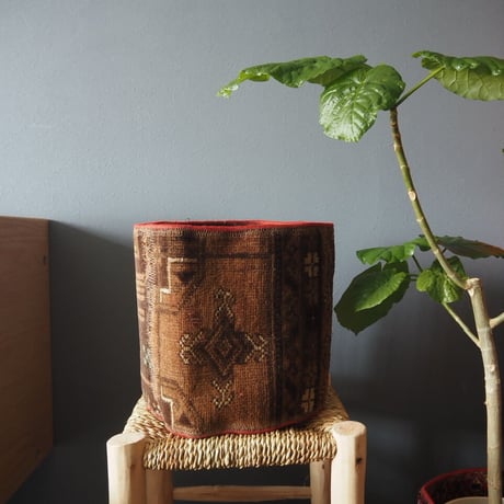 【VP050】 Afghan  Rug pot ③
