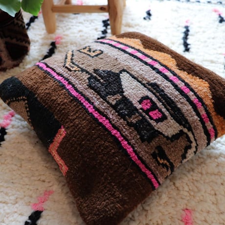 Kさまご予約品　rug & cushion set
